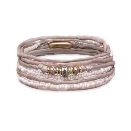 Pulsera doble de seda beige con piezas de bronce