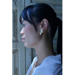 PENDIENTES DORADOS PETALOS