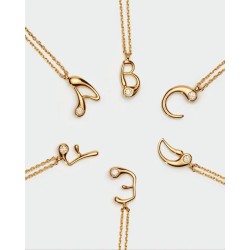 Collar de plata de ley con baño de oro y colgante de inicial N en suaves líneas curvas