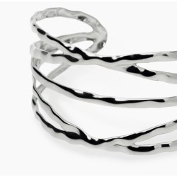 Pulsera de puño de acero martillado
