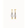 Pendientes de cuero largo con detalle de esfera bañado en oro 18k