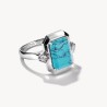 Anillo de plata con piedra de imitación de turquesa